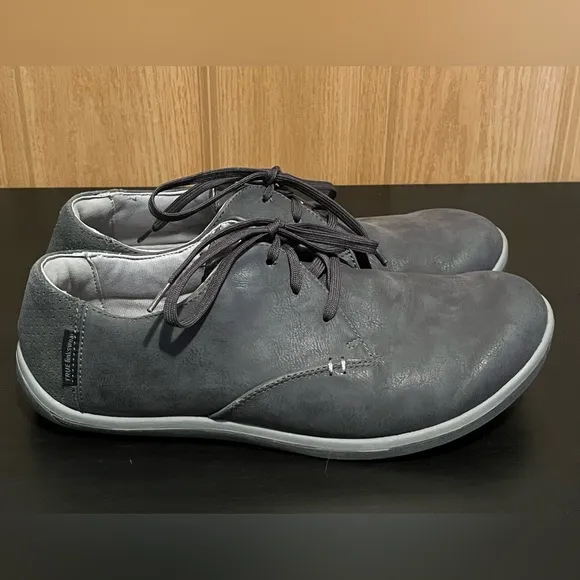 TRUE Linkswear Men's Gray Leather Golf Shoes