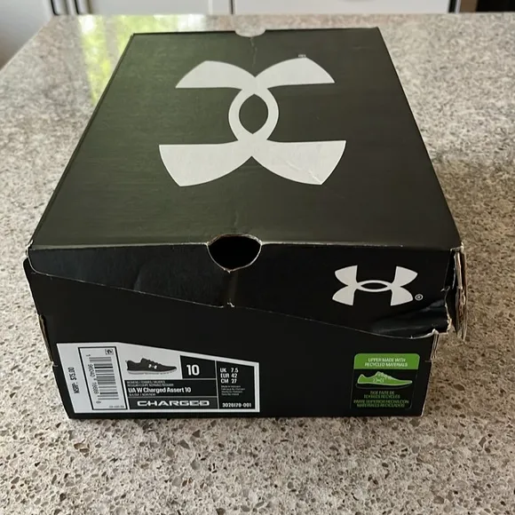 UA Charged Assert 10-Women's Running Shoes