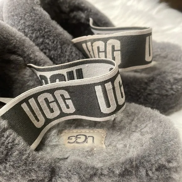 UGG Fluff Oh Yeah Slides
