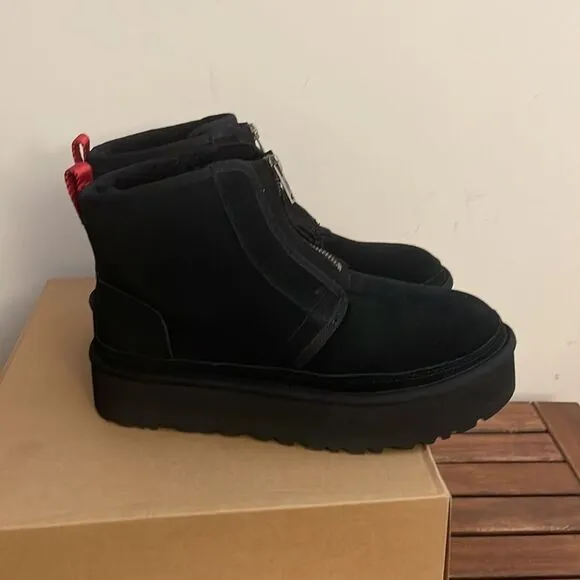 UGG Neumel Zip Platform Boots Black USA Women Size 7/UK 5/EU 38
