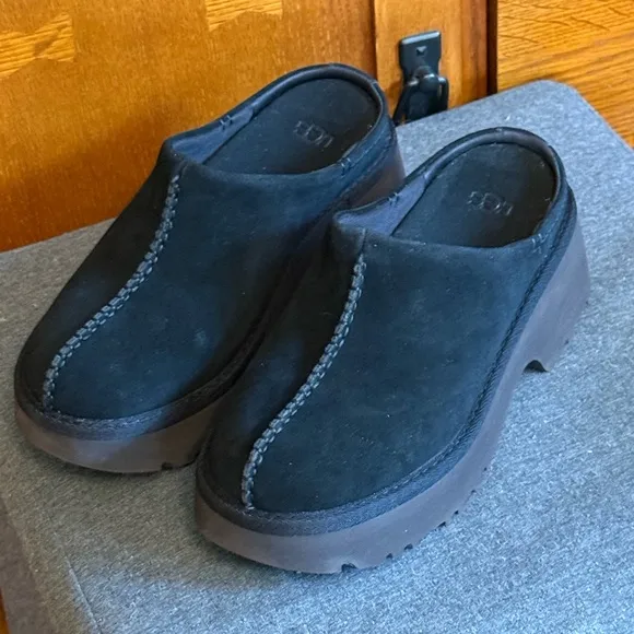 UGG NEW HEIGHTS CLOG WOMEN SHOES BLACK size 8 new