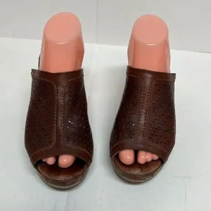 Ugg Brown Slide Shoes Size 8