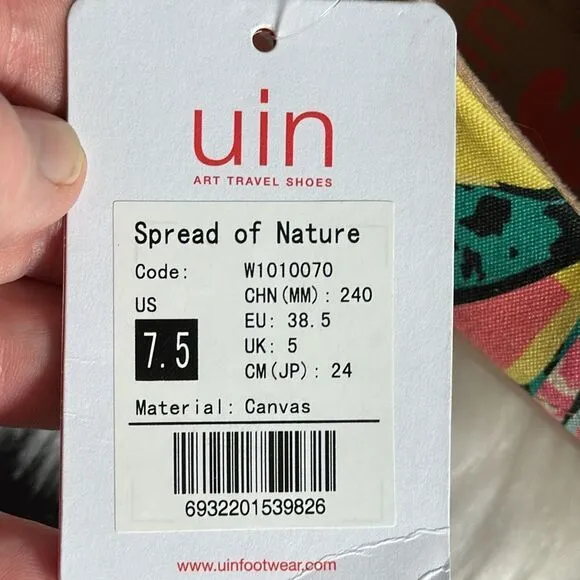 UIN Art Canvas Travel Shoes NWT Starlight Daisy Toledo Sz 7.5