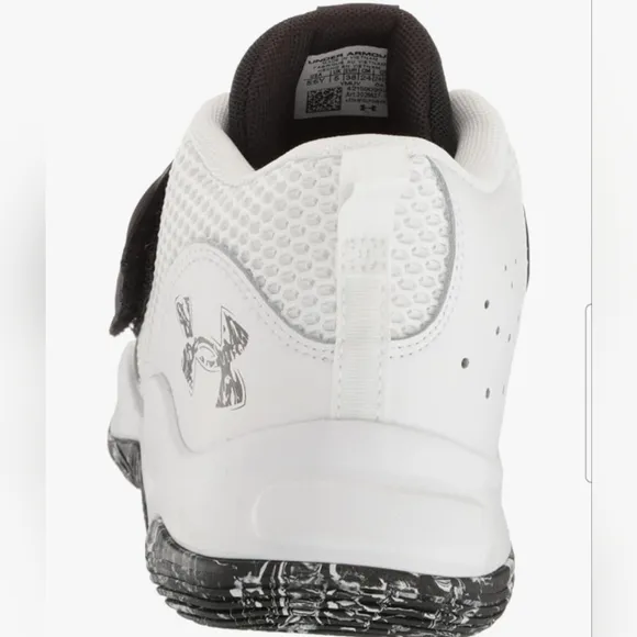 Under Armour Zone BB 2 Basketball Shoes 2Y
