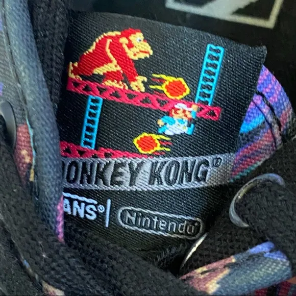 Vans authentic Nintendo donkey Kong print black purple canvas lo top sneakers