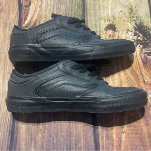 VANS black leather Rowley mens skateboarding shoes Size 9.5 Preowned