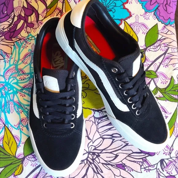 Vans Chima Pro 2 Skate Shoes