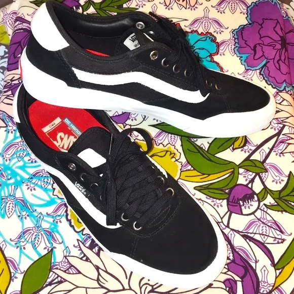 Vans Chima Pro 2 Skate Shoes