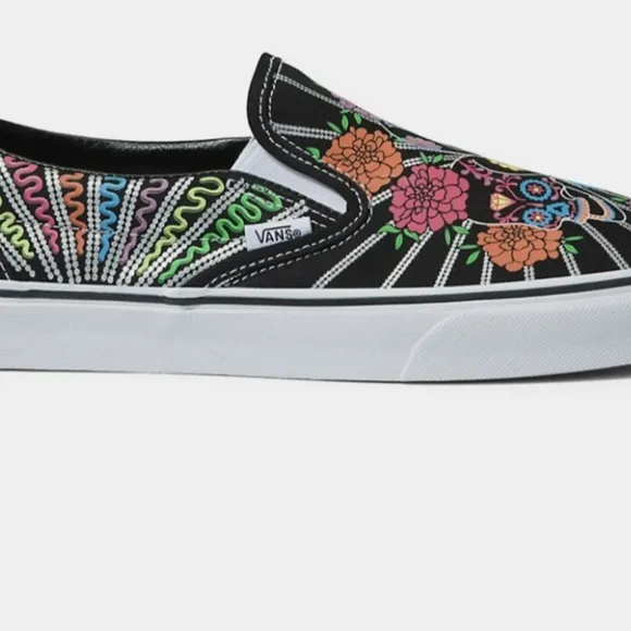 VANS Dia De Muertos Classic Slip-On Shoes Women brand  new