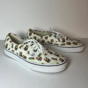 Vans “Drained and Confused” Pineapple White Sneakers. M size 9.0, W 10.5. Unisex
