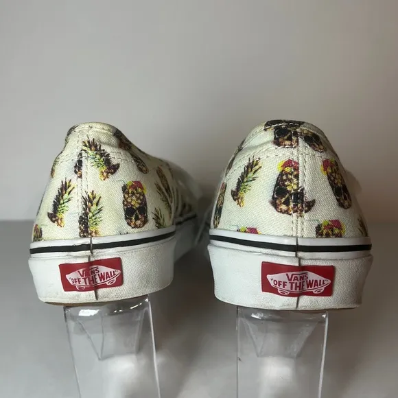 Vans “Drained and Confused” Pineapple White Sneakers. M size 9.0, W 10.5. Unisex