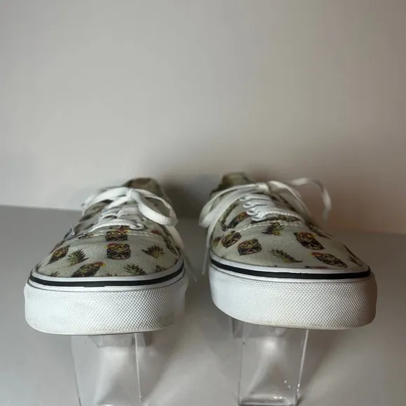 Vans “Drained and Confused” Pineapple White Sneakers. M size 9.0, W 10.5. Unisex