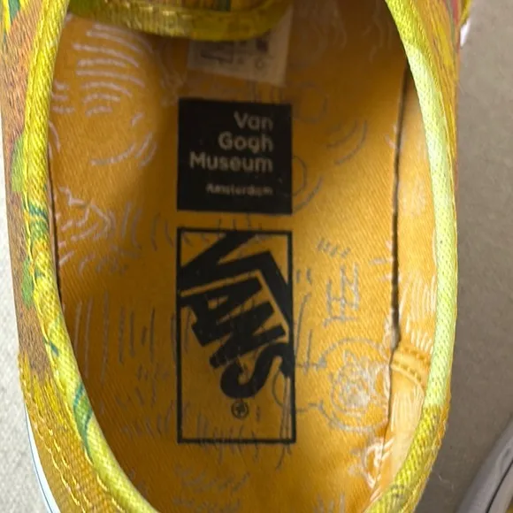 VANS Limited Release Van Gogh Museum Sunflowers Canvas Sneakers W 8/M 6.5