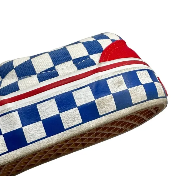 Vans | Men | UltraCush HD Pro Red Blue Checkered Skater Shoes | Size 7