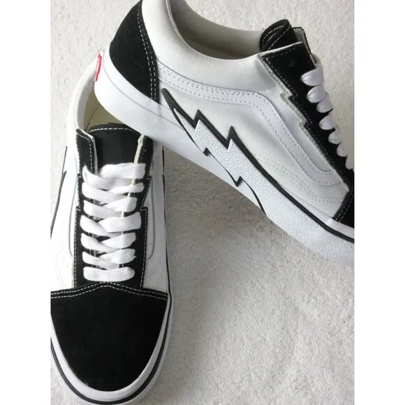Vans Men's Old Skool Bolt 2 Tone Black True White Canvas Suede Shoes Sizes NIB