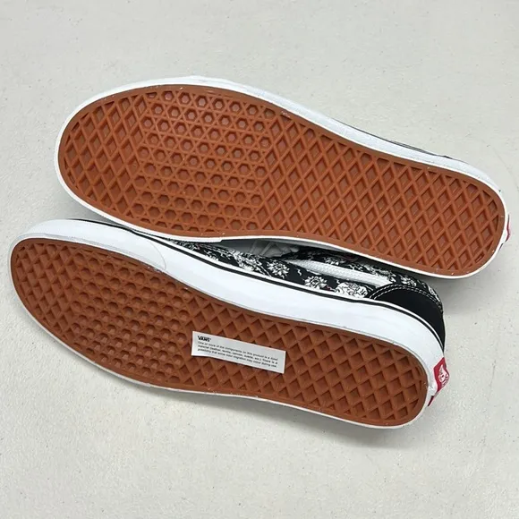 VANS | Old Skool Flash Skulls Black &amp; Multi Skate Shoes