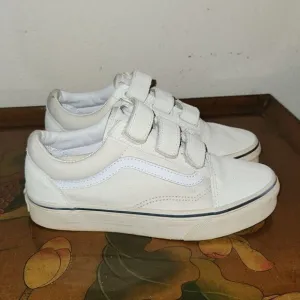 Vans Old Skool V Canvas Skate Shoes White M4.5 W6
