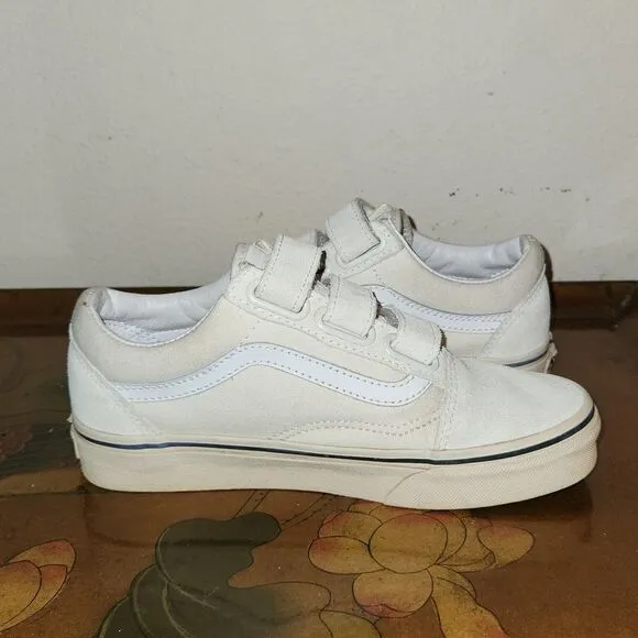 Vans Old Skool V Canvas Skate Shoes White M4.5 W6