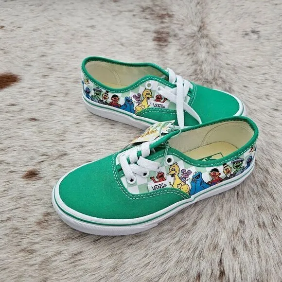 Vans Sesame Street Elmo Big Bird Boys Sneakers Shoes in Green Size 1 NEW