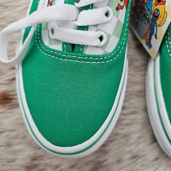 Vans Sesame Street Elmo Big Bird Boys Sneakers Shoes in Green Size 1 NEW