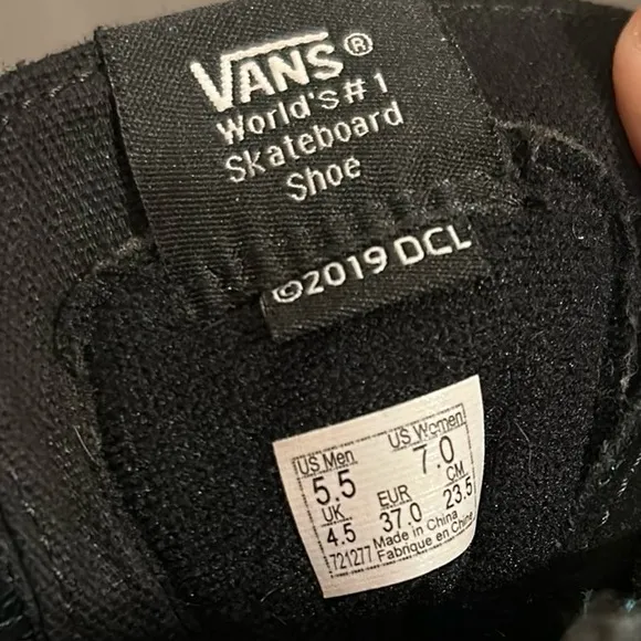 Vans Shark Week x Sk8-Hi Unisex Size M5.5 W7