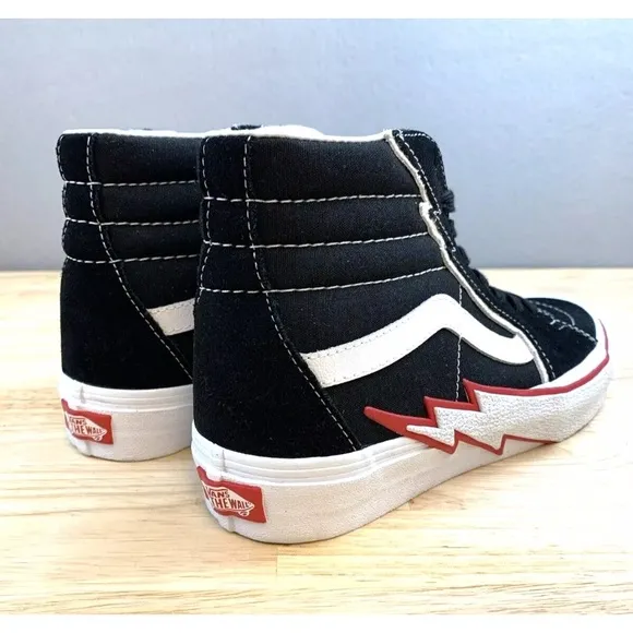 Vans Sk8-Hi Bolt Hi Top Sneakers Black/Racing Red Men's Size 7 Women’s 8.5