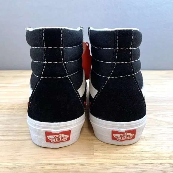 Vans Sk8-Hi Bolt Hi Top Sneakers Black/Racing Red Men's Size 7 Women’s 8.5