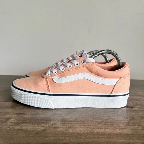 Vans Ward Canvas Tropical Peach Women's Shoe Size 6 #B1142