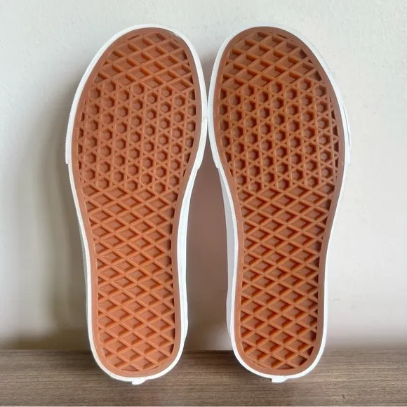 Vans Ward Canvas Tropical Peach Women's Shoe Size 6 #B1142