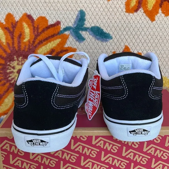 Vans WMNS Bearcat Canvas Black/White sneakers - skateboard  -athletic sneakers