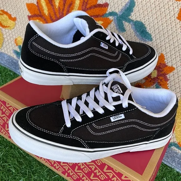 Vans WMNS Bearcat Canvas Black/White sneakers - skateboard  -athletic sneakers