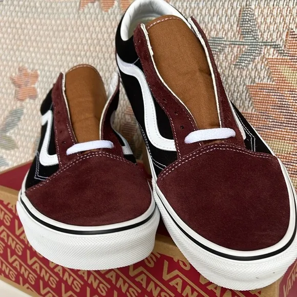 Vans WMNS Old SkoolColor Block Black/BrownVN0007NTYS8Sneakers
