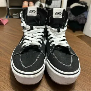 Vans Womens 10 Filmore Hi Tapere Canvas Sneaker Shoes VN0A5JLGBLK Black