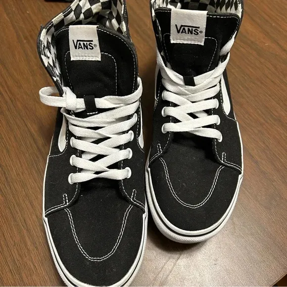 Vans Womens 10 Filmore Hi Tapere Canvas Sneaker Shoes VN0A5JLGBLK Black