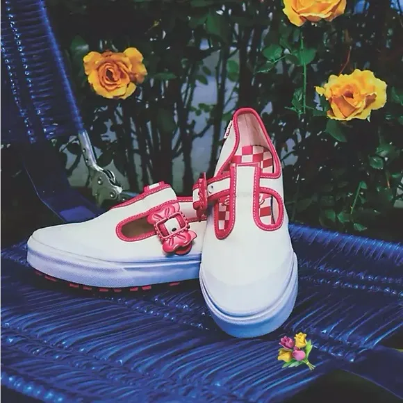 Vans X Barbie Style 93 DX Shoe