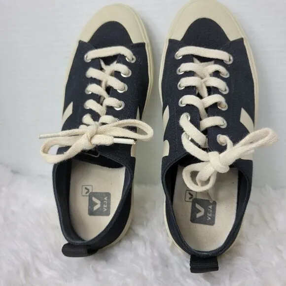 Veja Nova Womens Canvas Sneakers Size 6. Black Low Top Shoes
