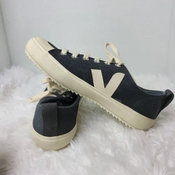 Veja Nova Womens Canvas Sneakers Size 6. Black Low Top Shoes