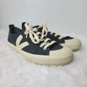 Veja Nova Womens Canvas Sneakers Size 6. Black Low Top Shoes