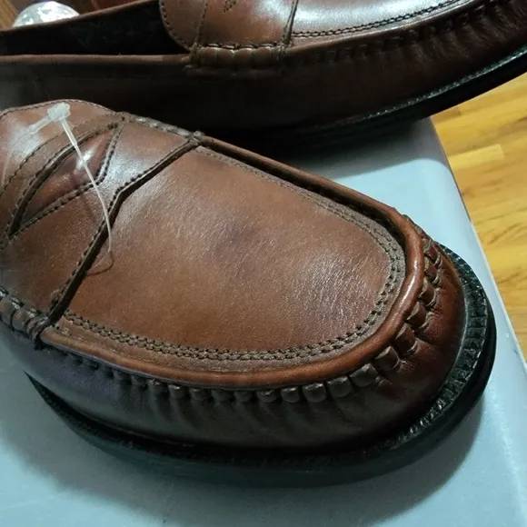 Verde Leather Collection NWOT Shoes