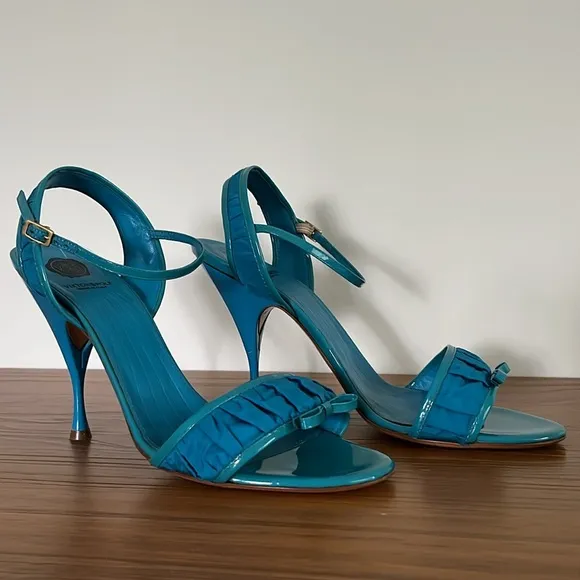 Viktor &amp; Rolf Ruched Satin Patent Leather Bow Ribbon Heels