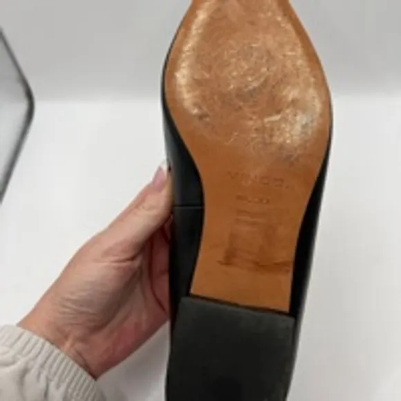 Vince Isabel Leather Flats Size 8.5M Black