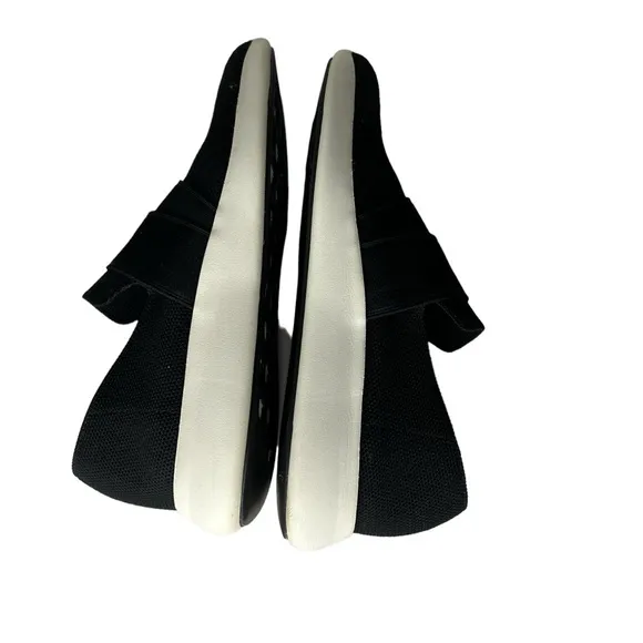 VINCE‎ Women's Size 7 Aston Black Knit Comfort Slip-On Sneakers Shoes.