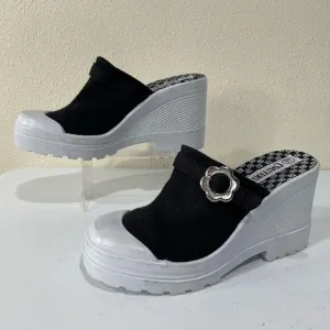 Vintage 90s Y2k Black White Canvas Flower Buckle Chunky Platform Clog Shoes 8.5