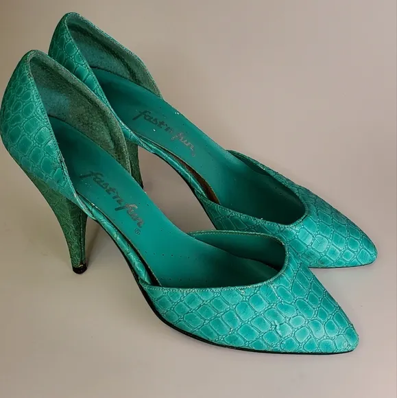 Vintage Bright Turquoise 80s Glam Faux Snakeskin Pumps