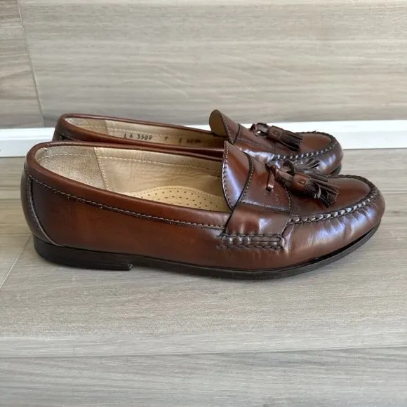 Vintage Cole Haan Shoes Men’s Sz 9 W Brown Loafers Country Leather Kiltie Tassel