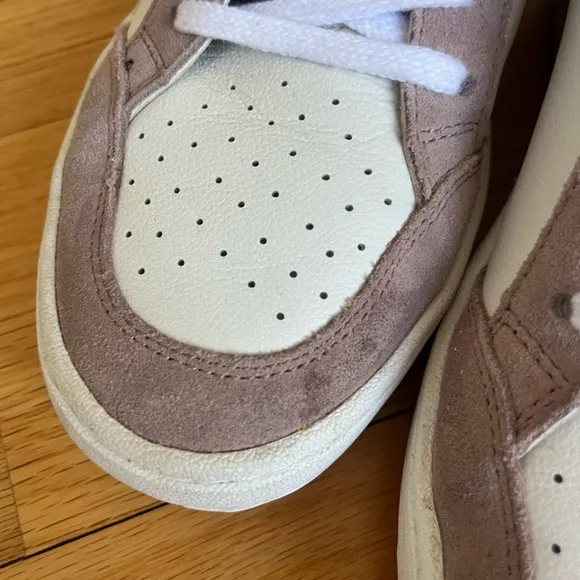 Vintage Havana Clarke Blush Multi Sneakers Size 10