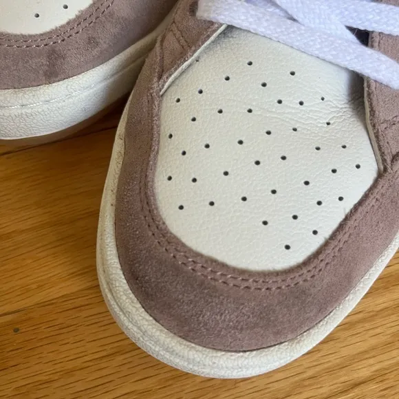Vintage Havana Clarke Blush Multi Sneakers Size 10