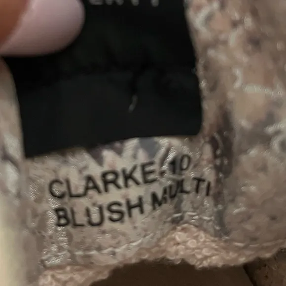 Vintage Havana Clarke Blush Multi Sneakers Size 10