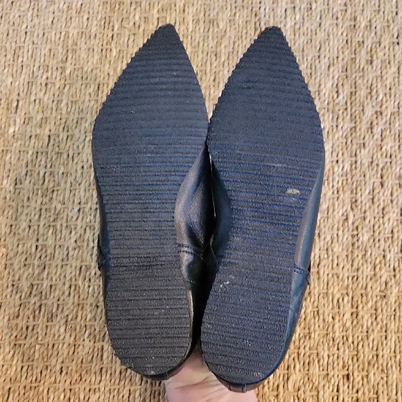 Vintage Men's Winklepicker Black Leather Loafers. Gothic punk, British rock.