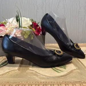 Vintage Naturalizer Soft Shoes Low Heel Pumps Heels Black Feminine Buckle Sz 8